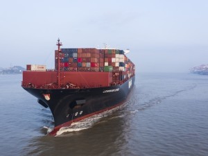 Musk’s Starlink beams to container ships so crews can web surf