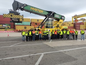 Hydrogen is already moving containers at the Port of València