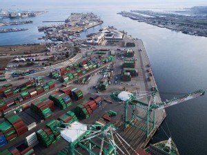 Cargo volume rises at Port of Long Beach