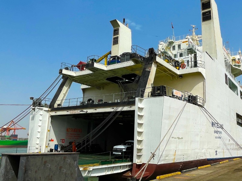 Basra Gateway Terminal handles first direct UAE-Iraq freight service