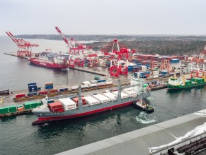 https://www.ajot.com/images/uploads/article/Tropic-Hope-at-Halterm-Container-Terminal.jpg
