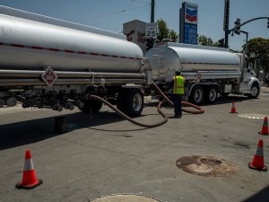https://www.ajot.com/images/uploads/article/gas_trucks.jpg
