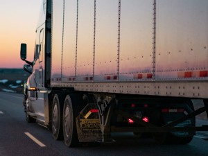 NY State court upholds trucker e-tracking regs