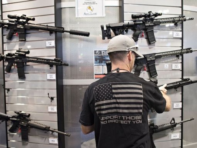 US freezes gun exports, reviews backing of firearm industry