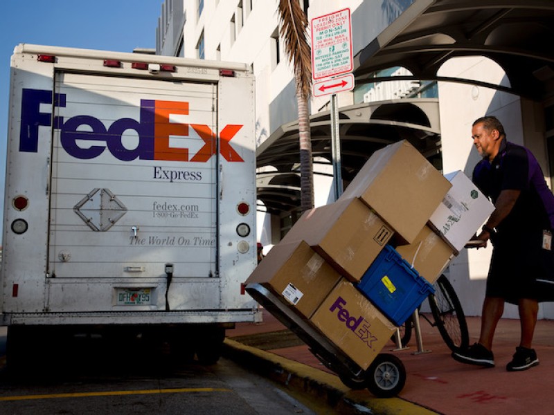 FedEx flexes price power with surcharges extending past January