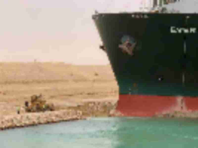 Suez Canal choked for third day as elite team tackles stuck ship