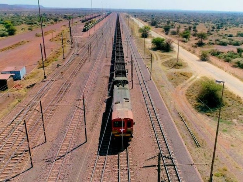 Two-and-a-half mile train helps South Africa move ore off roads