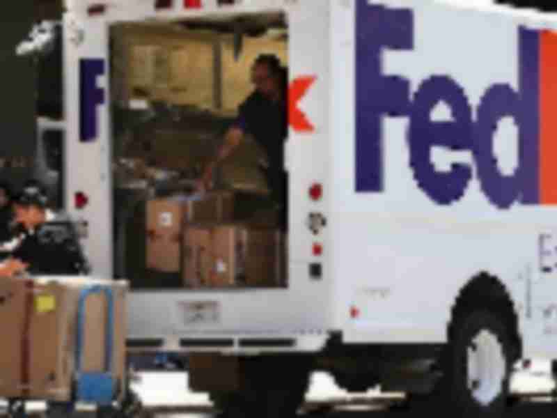 FedEx to start next-day delivery for orders as late as midnight