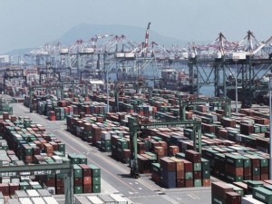 https://www.ajot.com/images/uploads/article/591-page-7-Kaohsiung-Port.jpg
