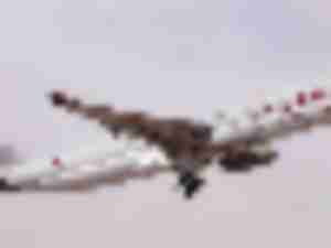 https://www.ajot.com/images/uploads/article/614-qatar-cargo-plane.jpg