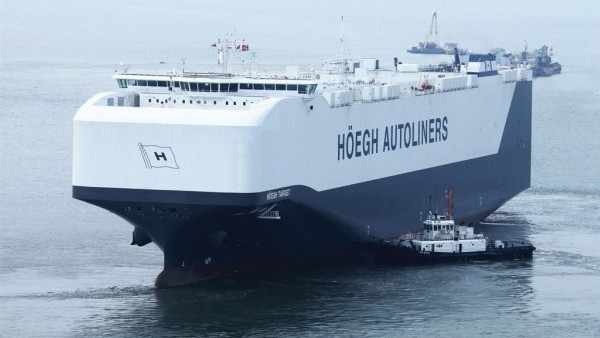 https://www.ajot.com/images/uploads/article/670-roro-hoegh-autoliners.jpg