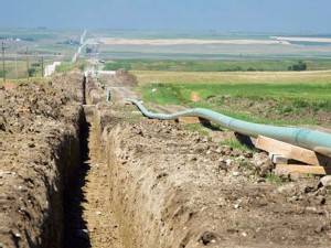 https://www.ajot.com/images/uploads/article/684-can-pipeline-project-hole.jpg
