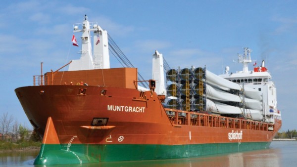 https://www.ajot.com/images/uploads/article/688-muntgracht-ship.jpg