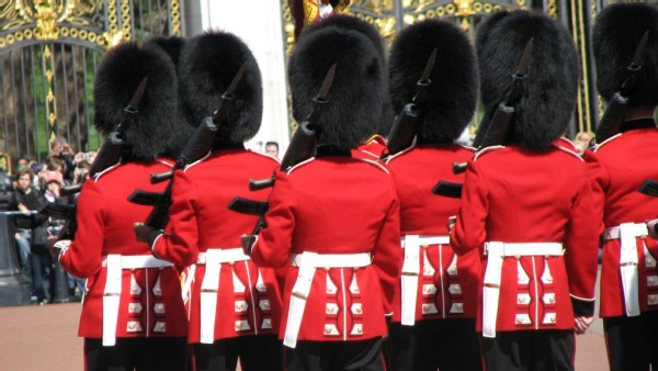https://www.ajot.com/images/uploads/article/691-Changing_of_the_Guard%2C_Buckingham_Palace.jpg