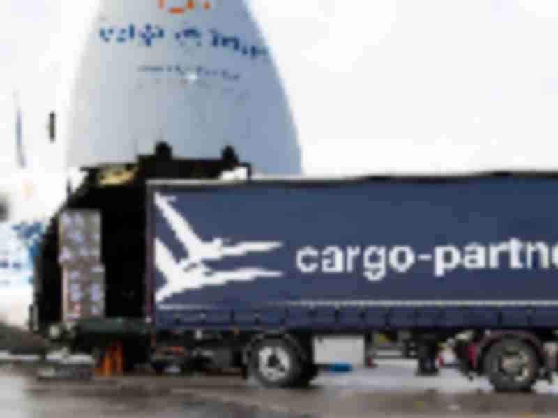 cargo-partner expands its comprehensive charter program by adding yet another connection to the US