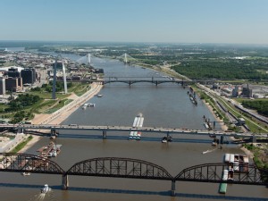 https://www.ajot.com/images/uploads/article/Barge_traffic_Mississippi_River_STL.jpg