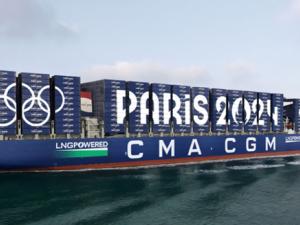 CMA CGM GREENLAND: Arrival of the Olympic Flame in Marseille