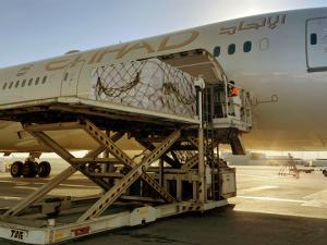https://www.ajot.com/images/uploads/article/Etihad_Cargo_and_EFL_have_carried_a_vital_consignment_of_vaccines_from_India_to_Egypt.png