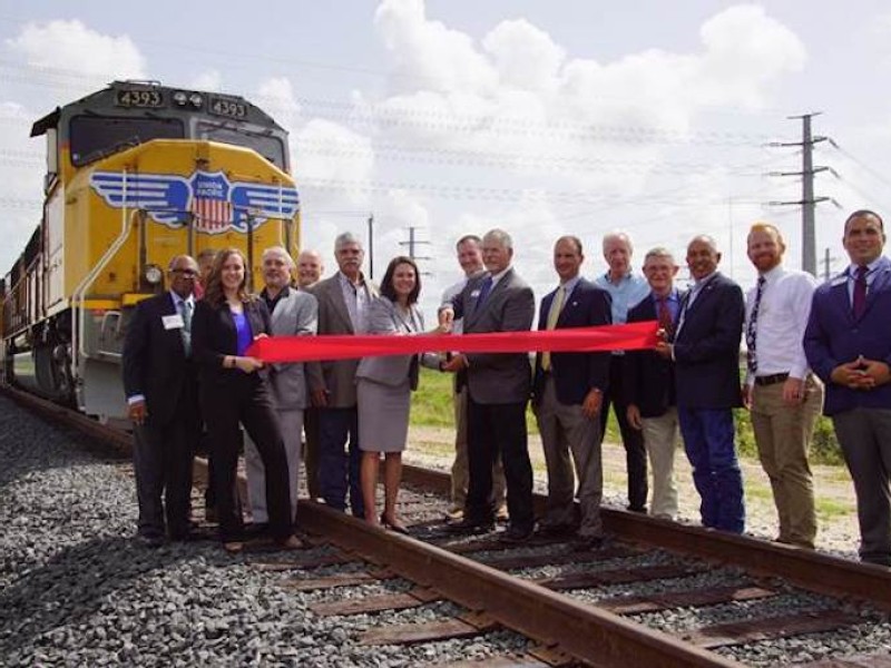 Port Freeport celebrates rail development ribbon cutting