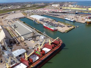 Galveston Wharves board approves $29 million construction contract for cargo area