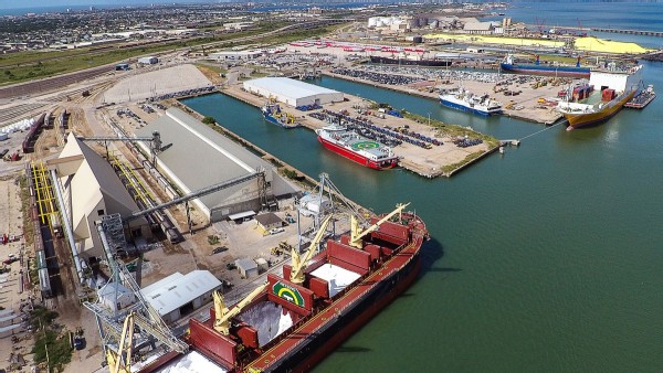 Galveston Wharves board approves $29 million construction contract for cargo area