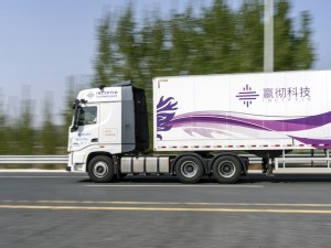 Inceptio self-driving trucks set accident-free record in China