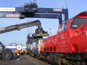 https://www.ajot.com/images/uploads/article/Intermodal-Cargo-Handling-at-Ostuferhafen-port-of-Kiel-.jpg