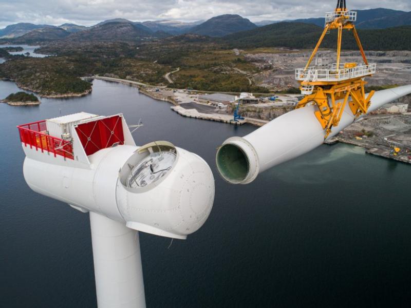 Assembling the world’s largest floating offshore wind farm