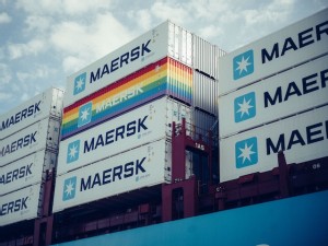 https://www.ajot.com/images/uploads/article/Maersk_containers_1.jpg