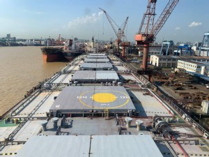 https://www.ajot.com/images/uploads/article/Niki_China%E2%80%99s_Cosco_Guangzhou_shipyard.jpg