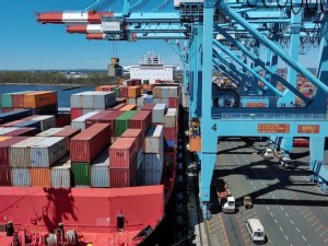 Total volume surges in March to surpass 700K TEUs at the Port of New York and New Jersey