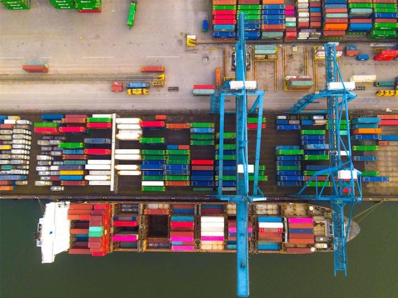 Rotterdam Short Sea Terminals looks to source new cranes from Europe
