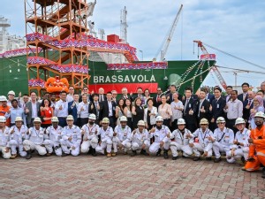 https://www.ajot.com/images/uploads/article/The_naming_ceremony_for_Brassavola_04102022.jpg