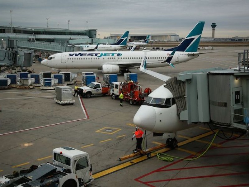 WestJet issues lockout notice to aircraft maintenance staff
