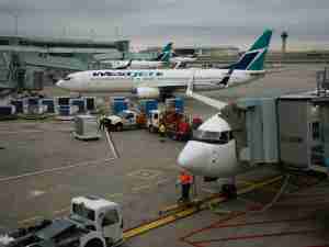 WestJet issues lockout notice to aircraft maintenance staff