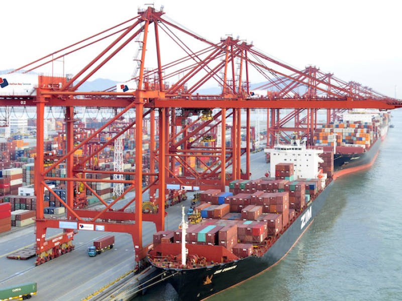ZIM, Maersk Line and MSC enter a strategic operational cooperation on the Asia-US East Coast trade