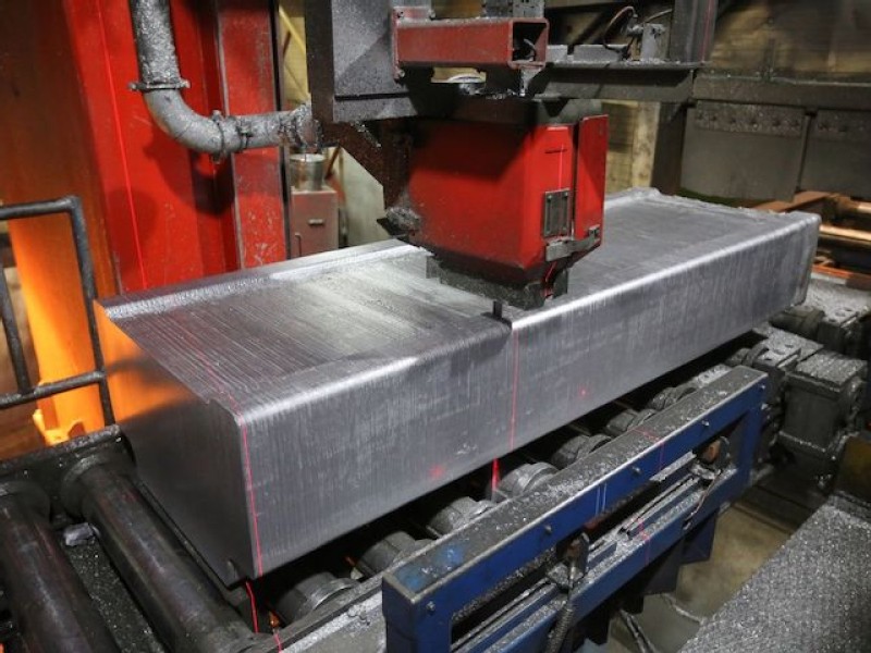 Aluminum heads for more supply chaos as Biden weighs Russia ban