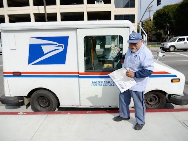 Business community to Trump administration: Act on legislation now to save USPS