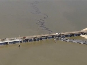Barge strikes Texas bridge, spilling oil into Galveston Bay