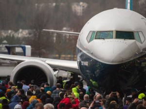 https://www.ajot.com/images/uploads/article/boeing-737-max-unveilled.jpg
