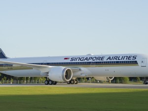 https://www.ajot.com/images/uploads/article/boeing-singapore-airlines-032018-2.jpg