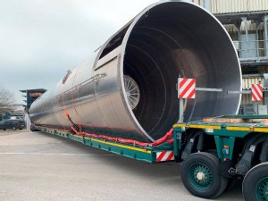 https://www.ajot.com/images/uploads/article/bolt-transport-pipe-truck-project.jpg