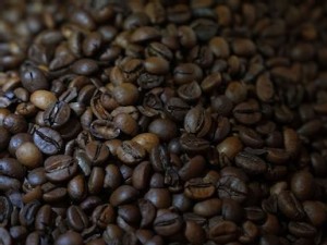 https://www.ajot.com/images/uploads/article/coffee_beans_4.jpg