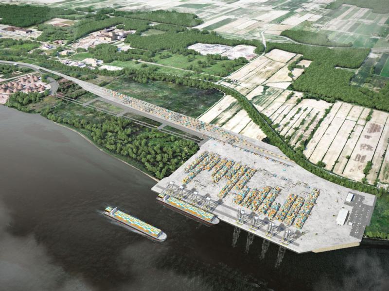 Montreal container project moves toward deal with Canadian infrastructure bank