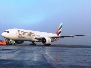 https://www.ajot.com/images/uploads/article/emirates-oslo-tarmac-EK9370.jpg