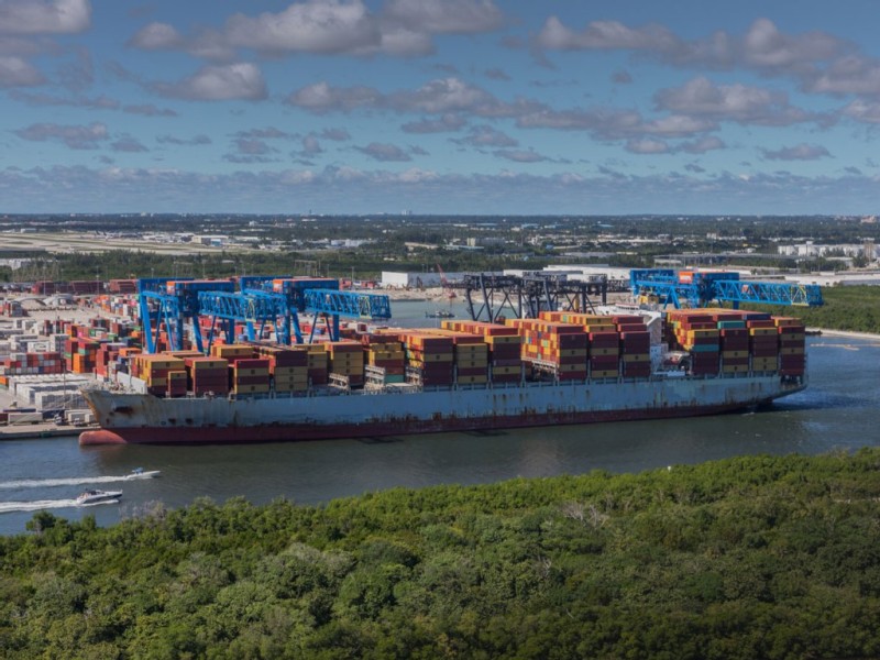 Port Everglades starts fiscal year with record cargo volumes