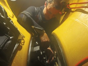 https://www.ajot.com/images/uploads/article/hydrex-underwater-repairs.jpg