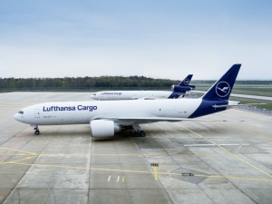 https://www.ajot.com/images/uploads/article/lufthansa-cargo-boeing-777.jpg