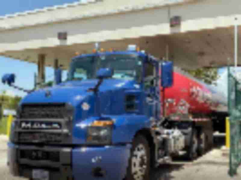 Port Manatee extends agreement with fuels firm