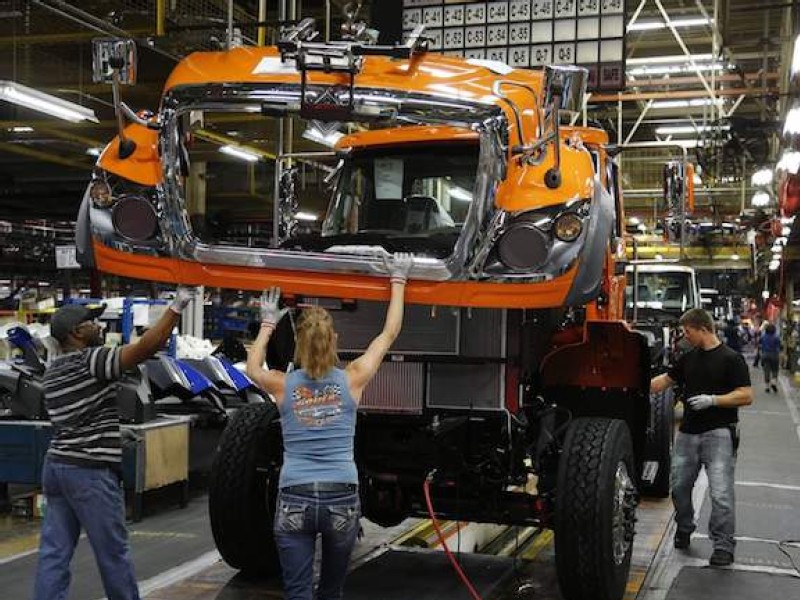 Truckmakers slash jobs by the thousands as orders dry up